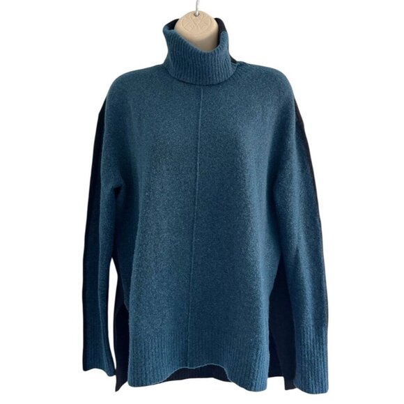 Athleta Woman’s Sz M Transit Colorblock Turtleneck Blue Black Merino Wool Blend - Picture 3 of 10